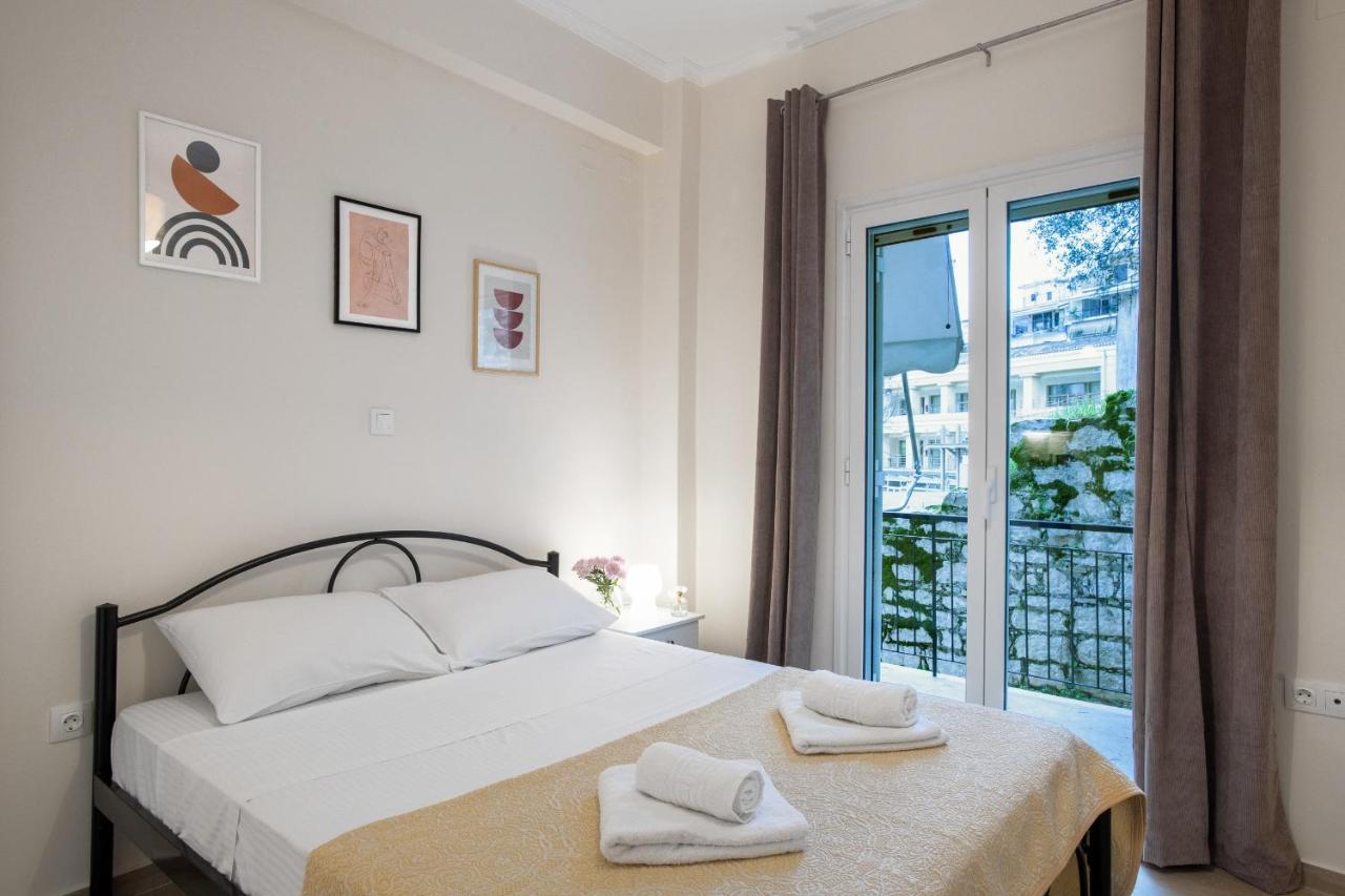 Helena'S Apartment In Corfu Town Extérieur photo